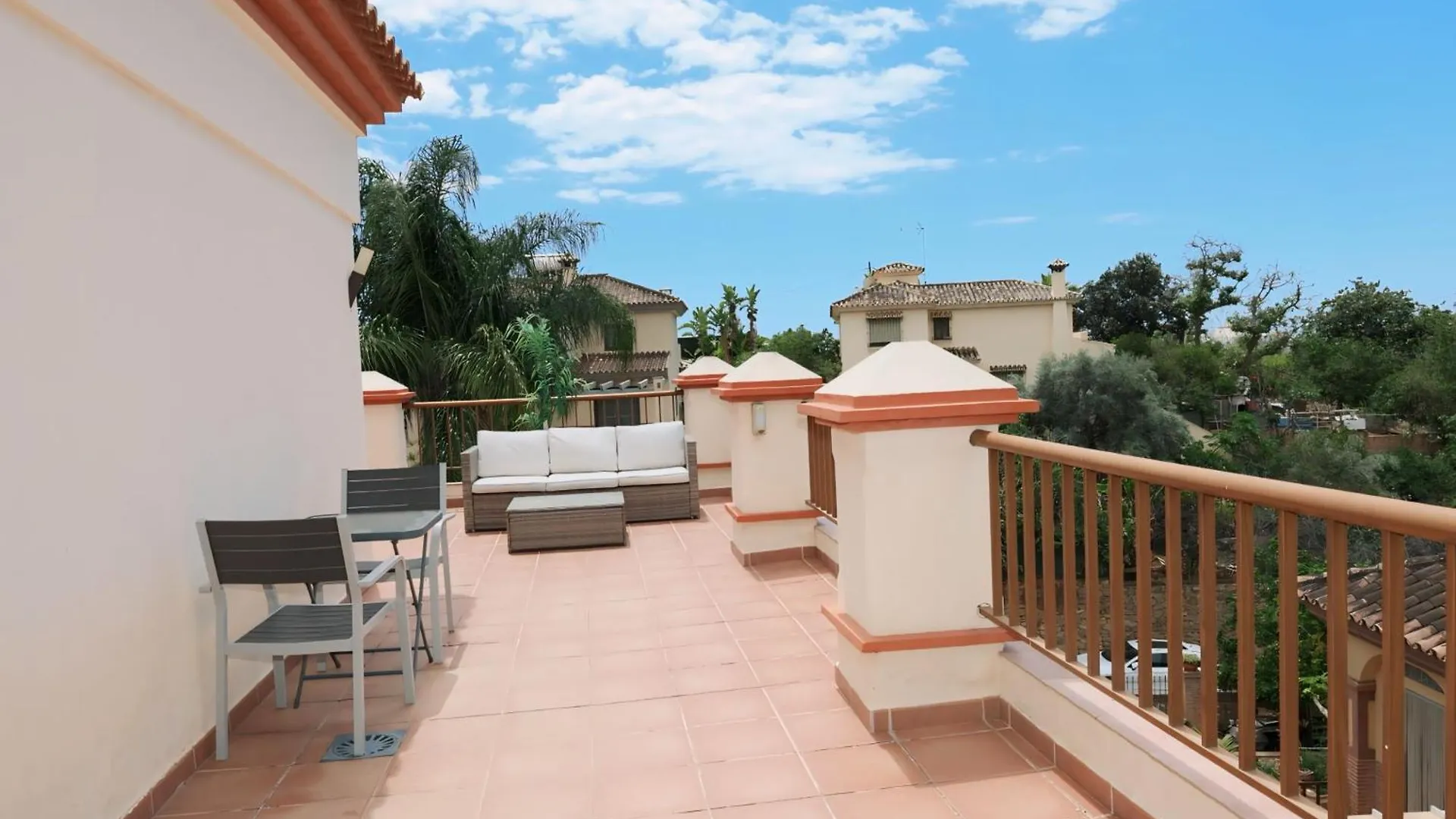 Holiday home Precioso Chalet - Piscina- Garaje Privado- Jardin Marbella Spain