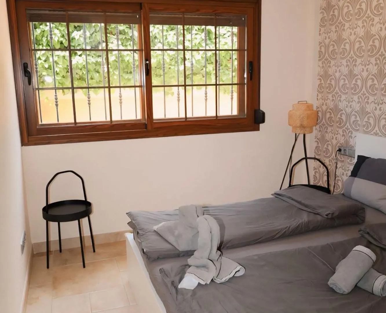 Precioso Chalet - Piscina- Garaje Privado- Jardin Marbella Spain