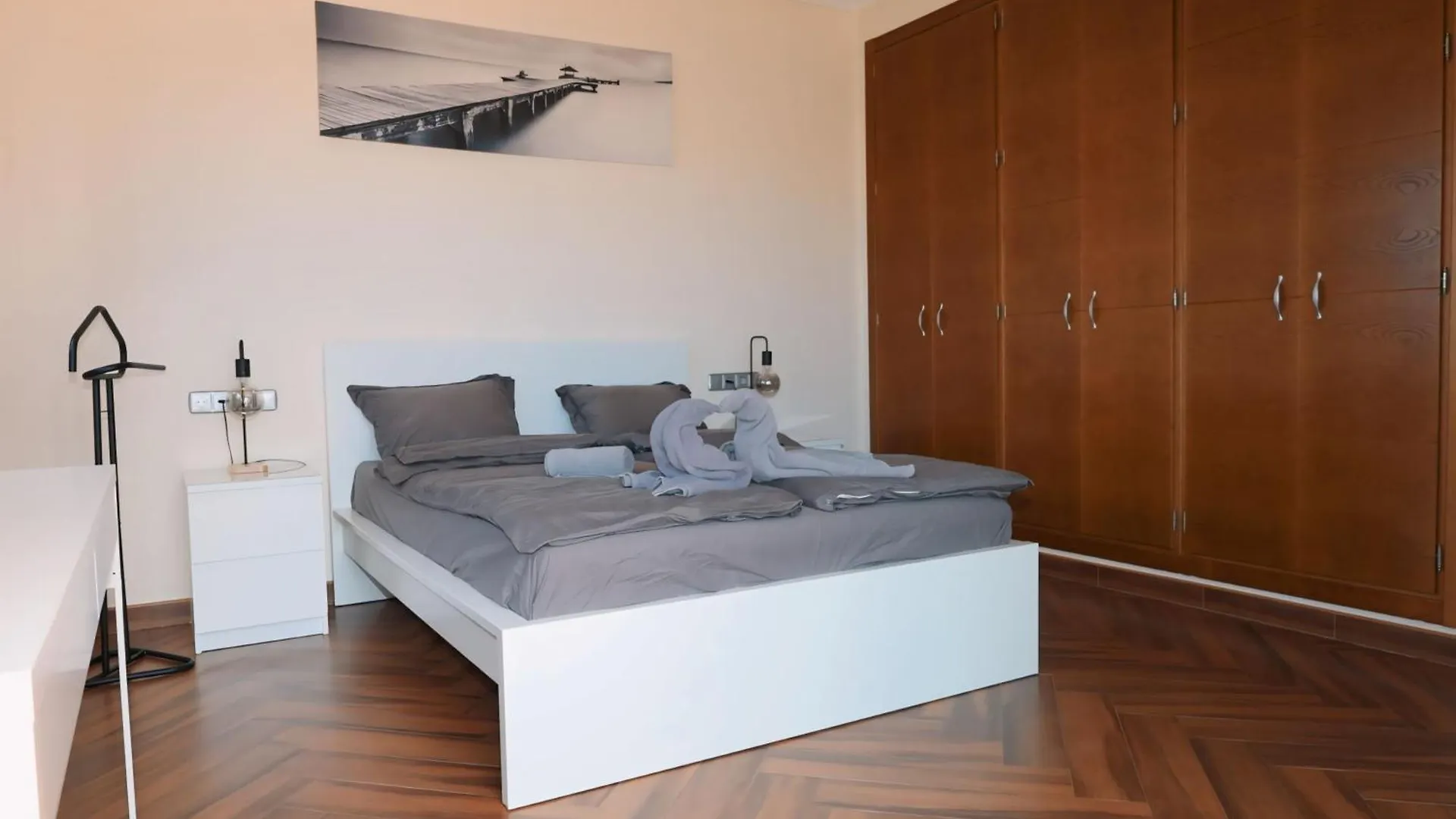 Precioso Chalet - Piscina- Garaje Privado- Jardin Marbella Vakantiehuis